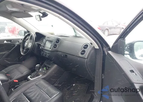 2017 Volkswagen Tiguan 2.0T Sport z USA, uszkodzony, nr VIN WVGTV7AX0HK021199